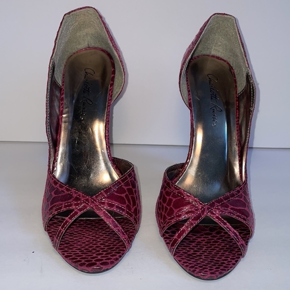 CHARLOTTE RUSSE Fuschia snakeskin heels in women’s size 6 - Picture 5 of 12